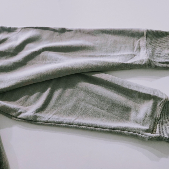 Gray Women's Top - Picture 6 of 7